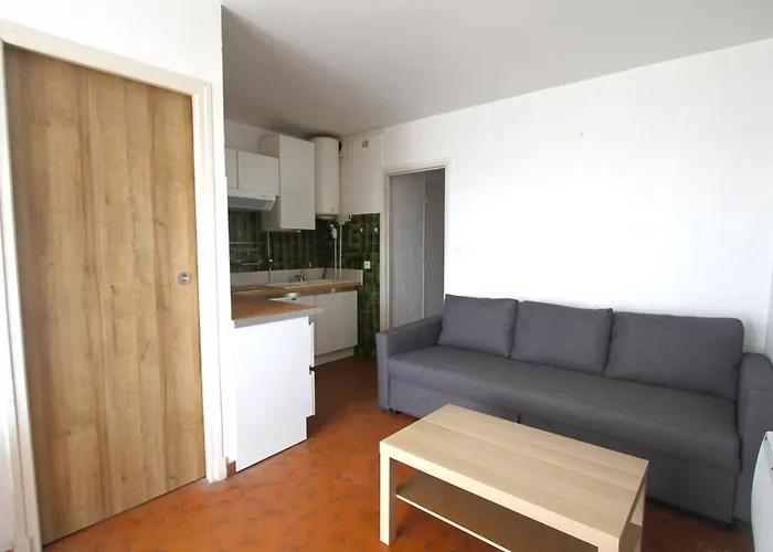 아파트 En Frond De 카네트